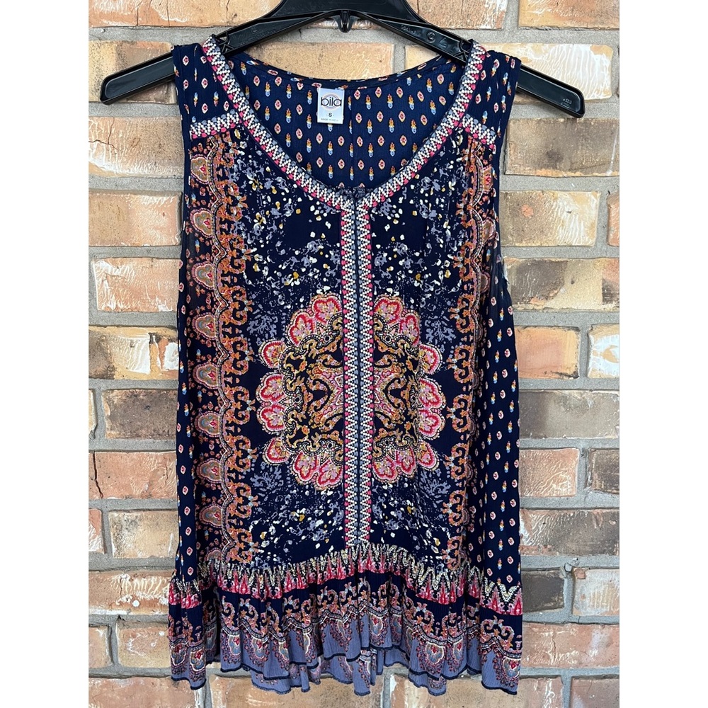 Bila Women’s Embroidered Boho Sleeveless V-Neck Rayon Top Size Small